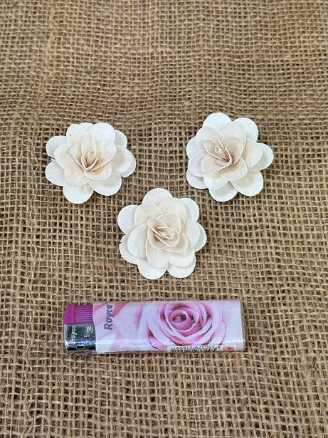 Wood rose 4cm loose 10 ks natur