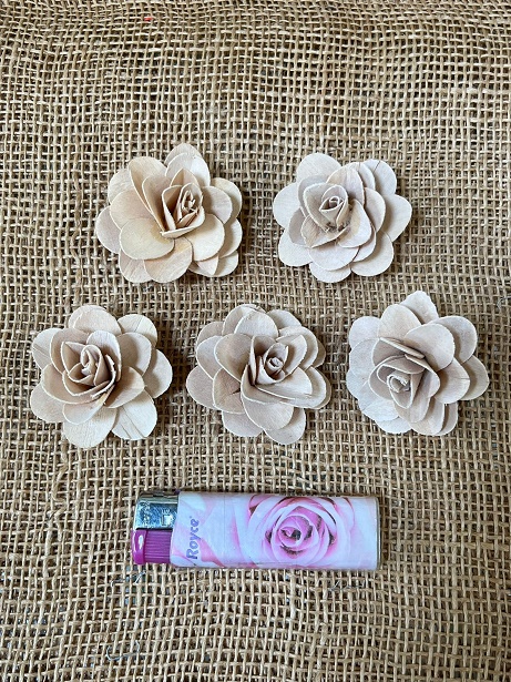 Wood rose 4cm loose 10 ks natur