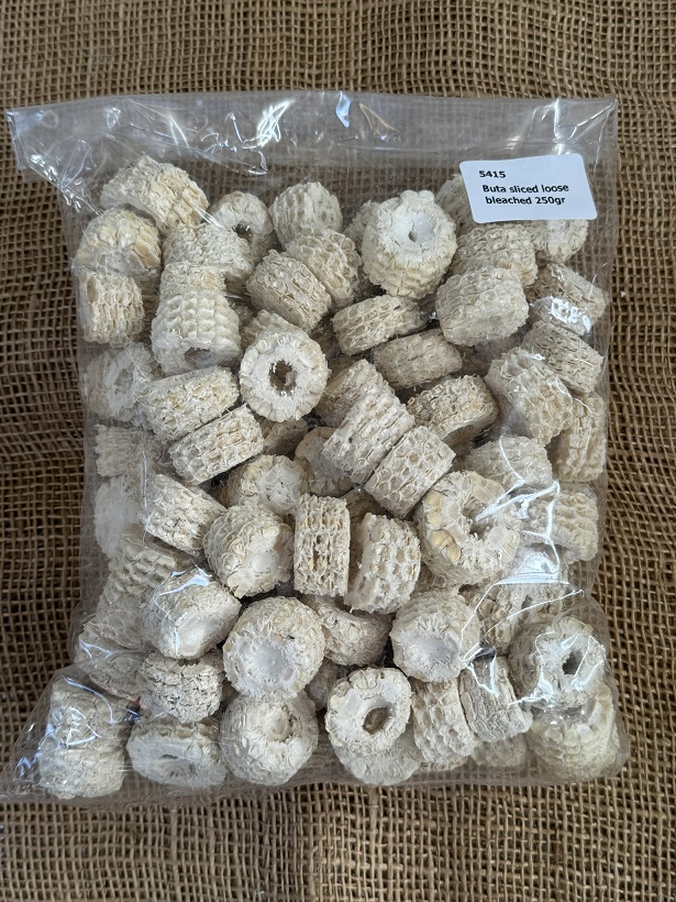 Buta plátky loose 250gr. bělená