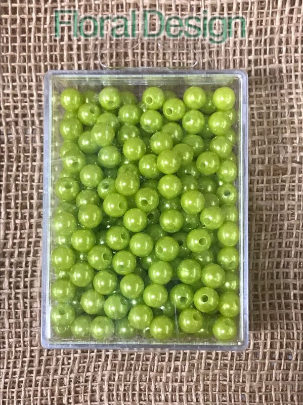 Perličky 8mm světle zelená 250ks
