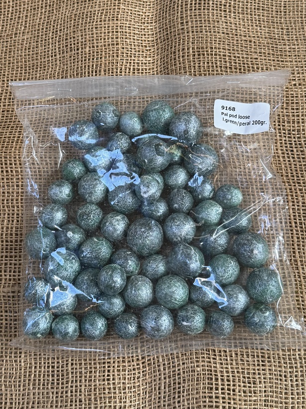 Pal pod / perleť 200gr. světle zelená