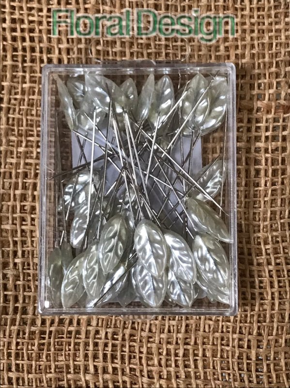 Špendlík / lístek 40 ks krémová