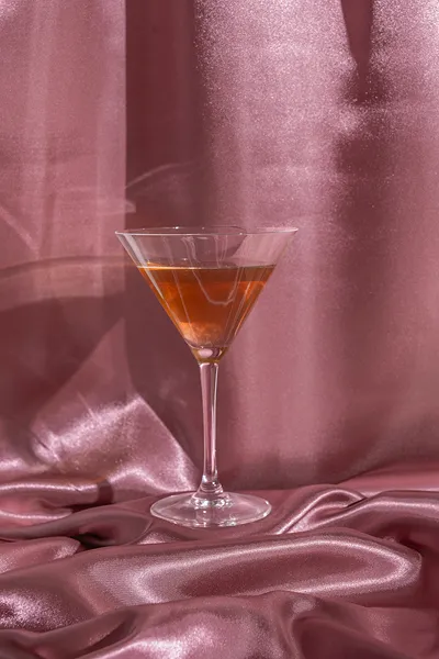 satén hladký 48cm x 9m tmavě růžová